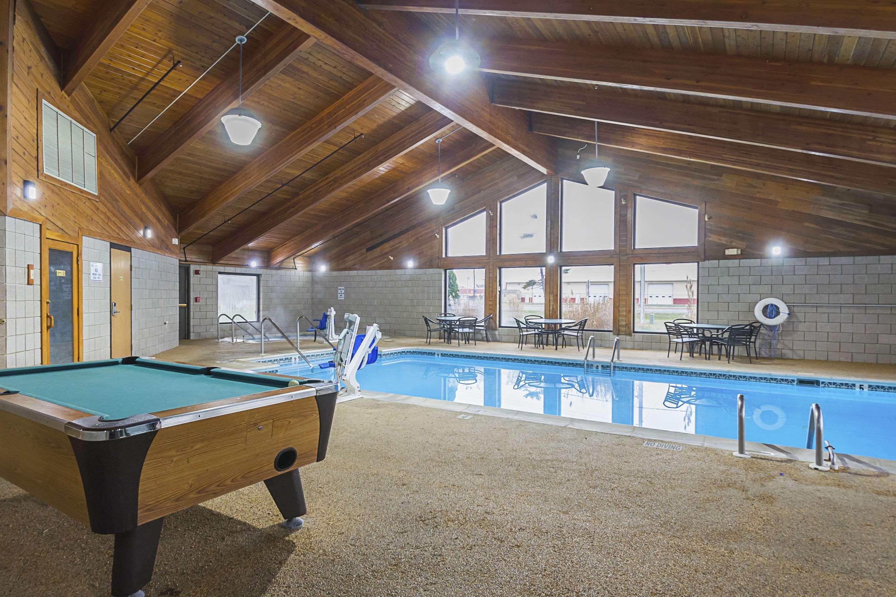 Quality Inn & Suites Harrington - Milford Экстерьер фото