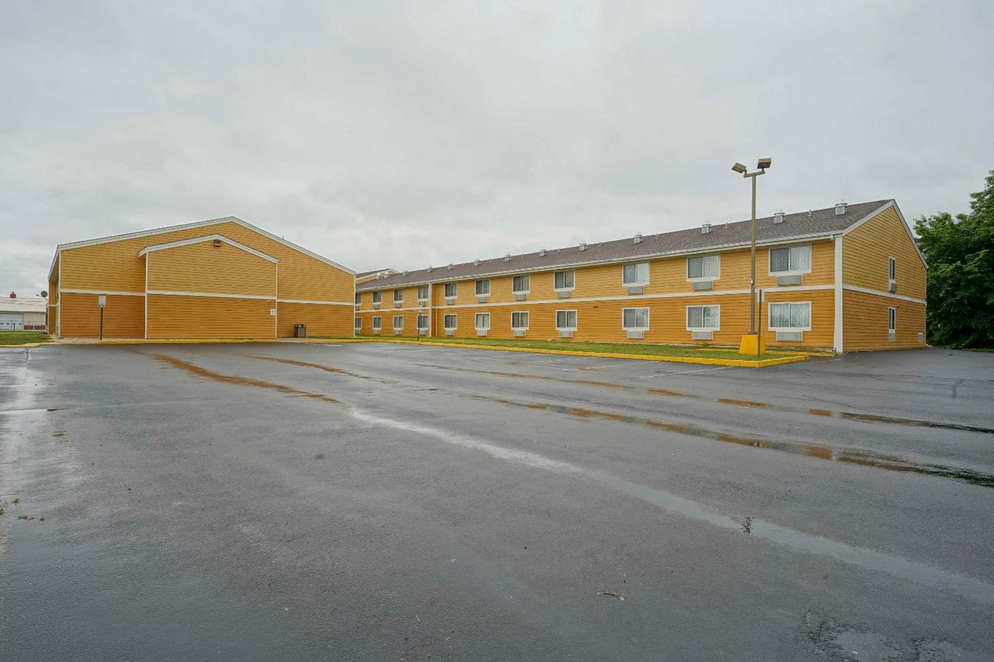 Quality Inn & Suites Harrington - Milford Экстерьер фото